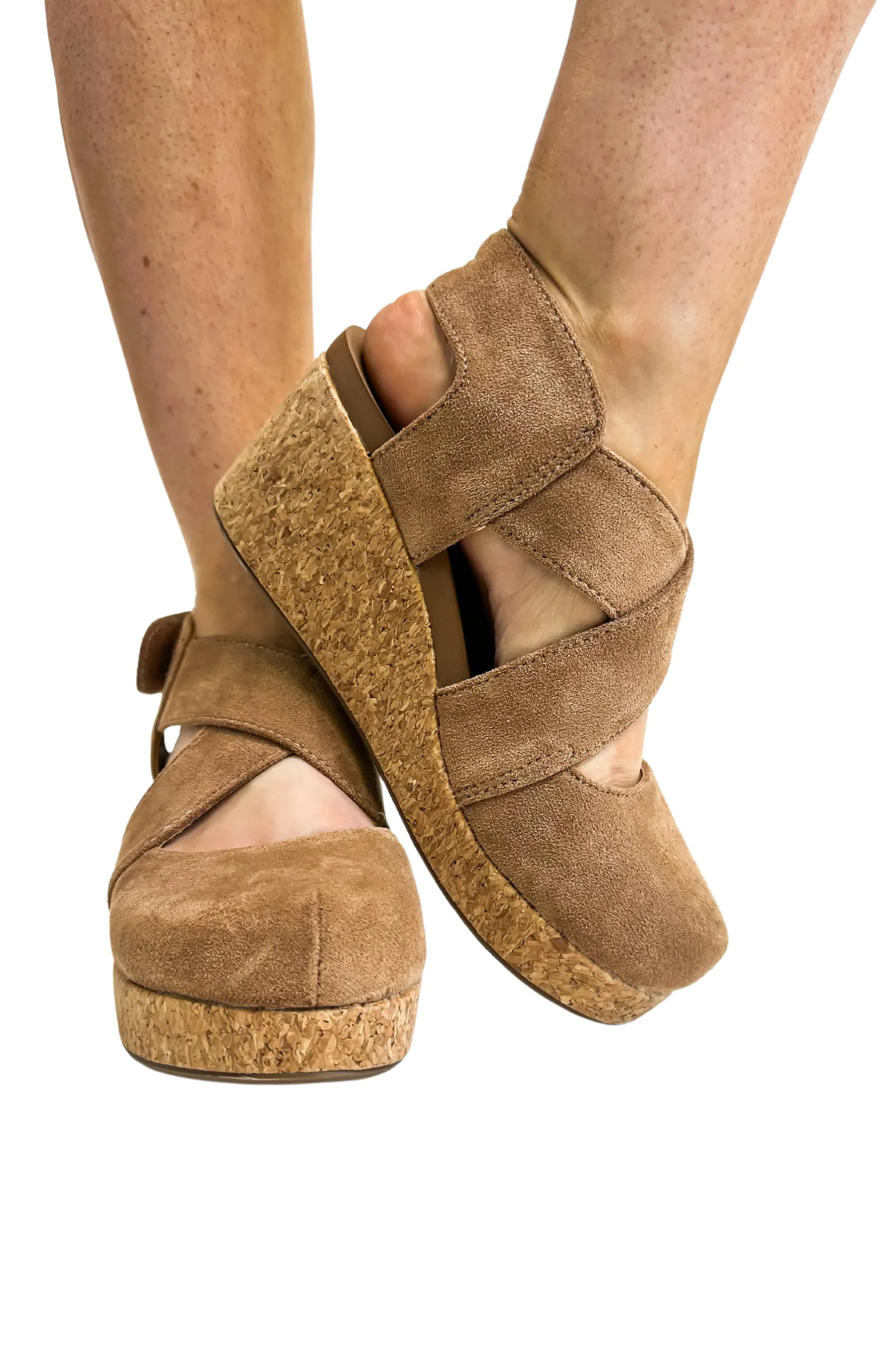 Corky's Case Closed - Camel Faux Suede